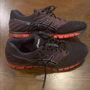 Men’s Asics Running Shoes 11.5